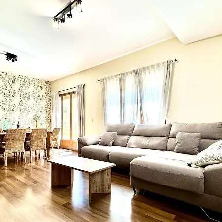 Apartman Flor De Neu, A